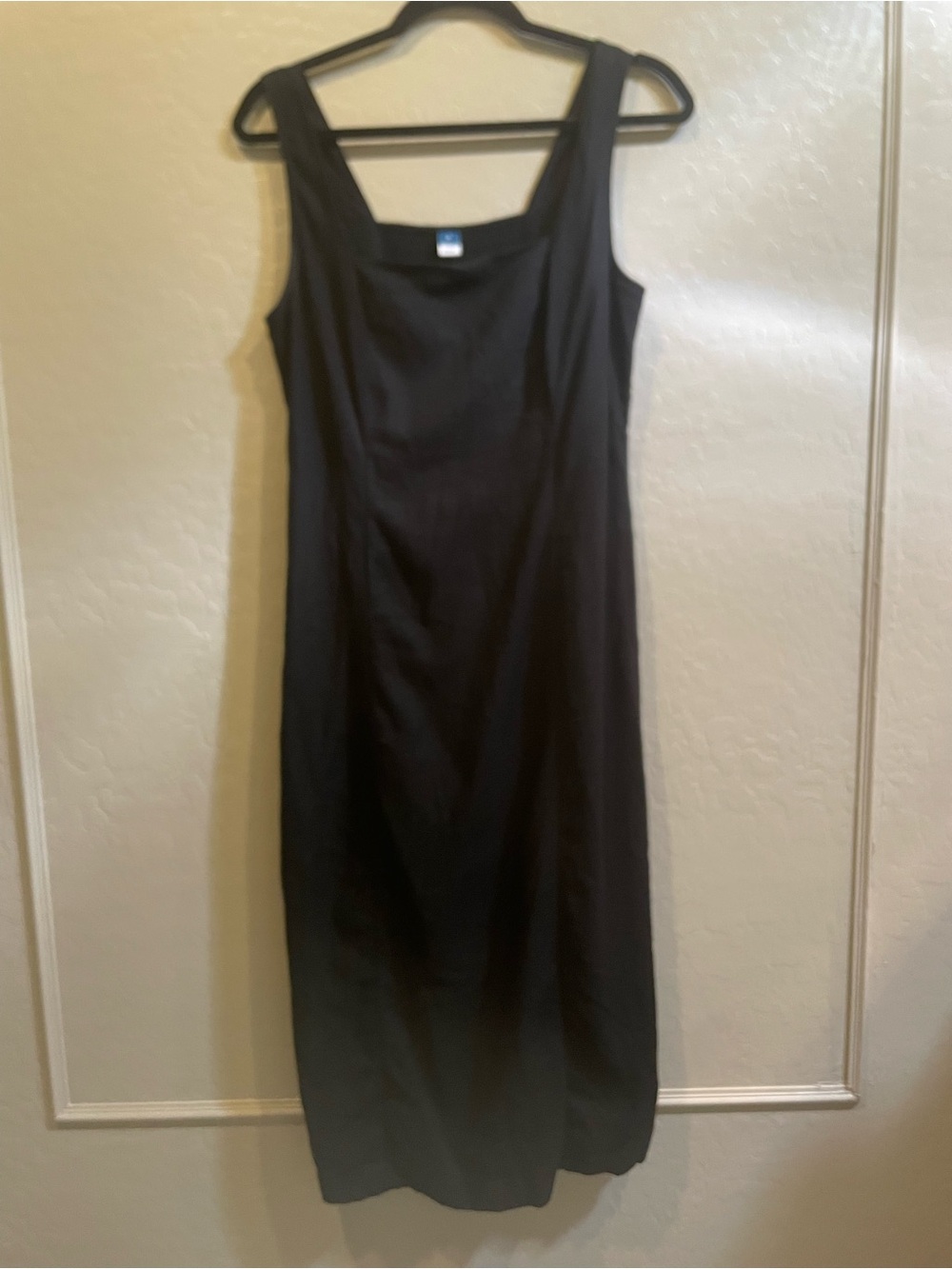 Old Navy Black Midi Square-Neck Sleeveless Dress